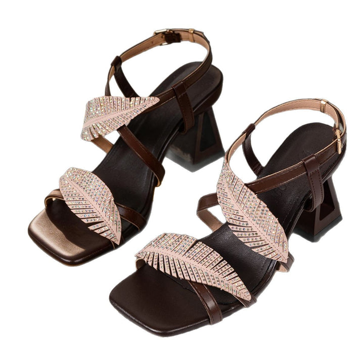 Damen Absatzsandalen mit funkelnden Blätterapplikationen und eleganter Absatzhöhe Drune