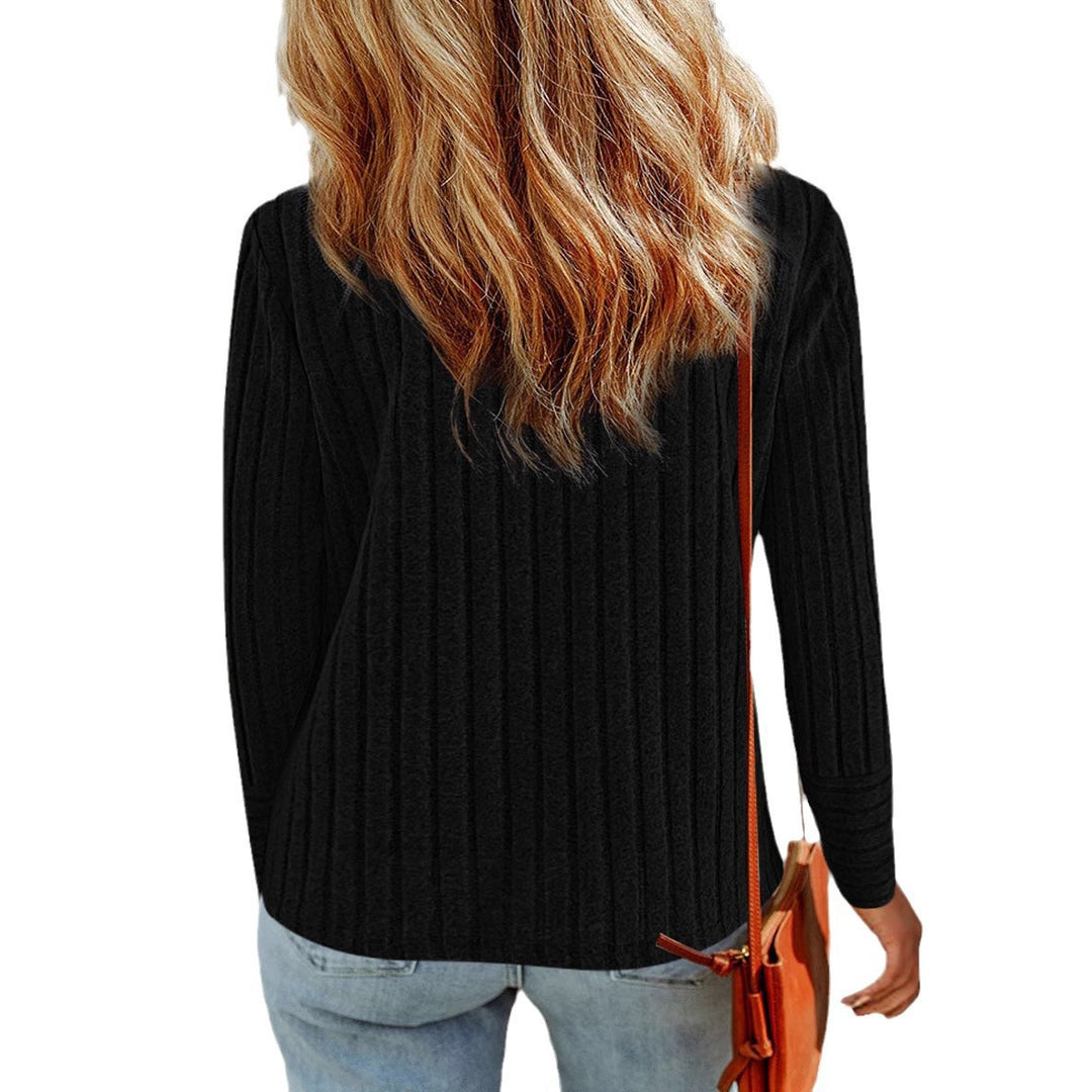 Damen Gerippter Feinstrick-Pullover mit Rundhals und Perlmuttknopf‑Manschetten Drune