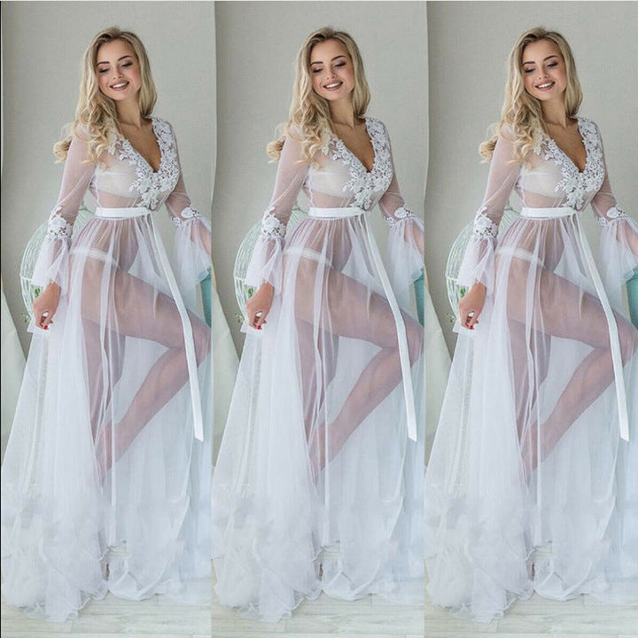 Damen Transparentes Abendkleid mit zierlichen Spitzenapplikationen und schwingendem Tüllsaum Drune