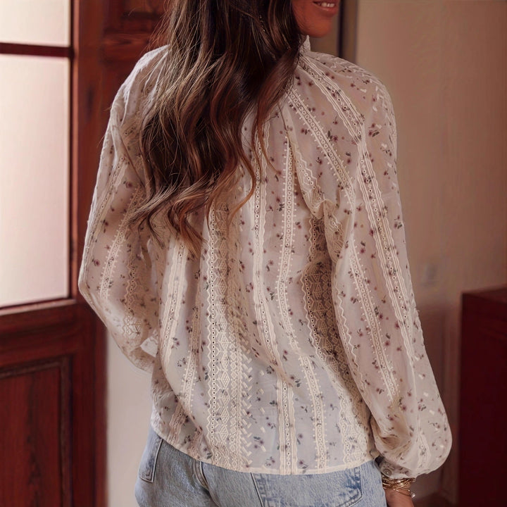 Damen Bluse mit feinen Spitzendetails und floralen Mustern Drune