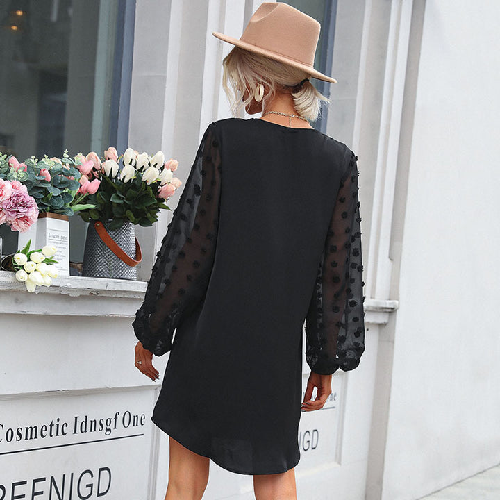 Damen Chiffon-Minikleid mit V-Ausschnitt, transparenten Punktärmeln und Kettengürtel Drune
