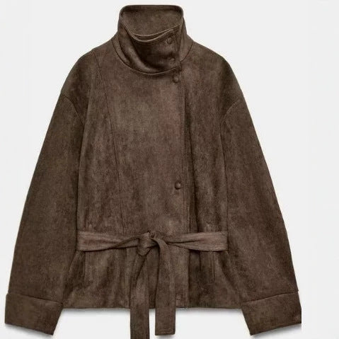 Damen Kurzblouson aus Kunstleder mit doppelreihiger Knopfleiste und Schultercape Drune