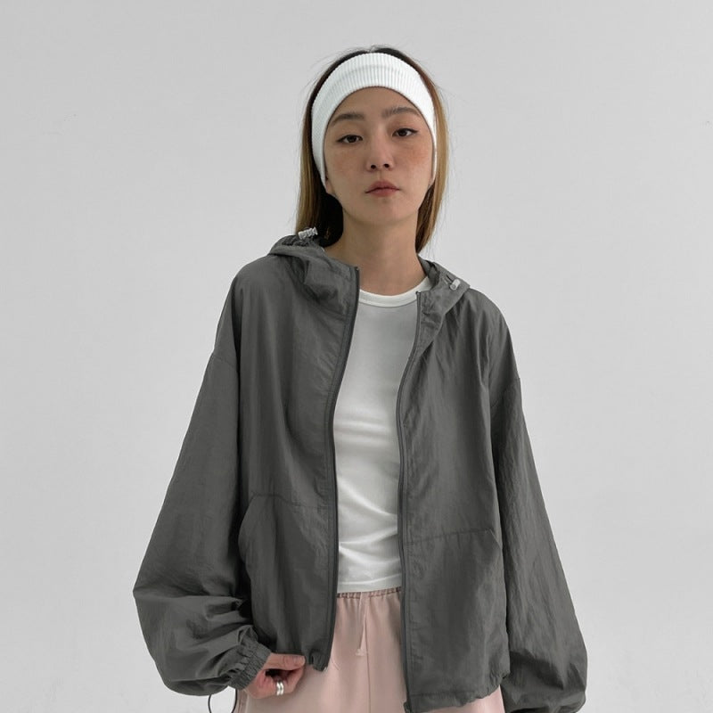 Damen leichte Outdoor-Windjacke mit verstellbarem Kordelzug Drune