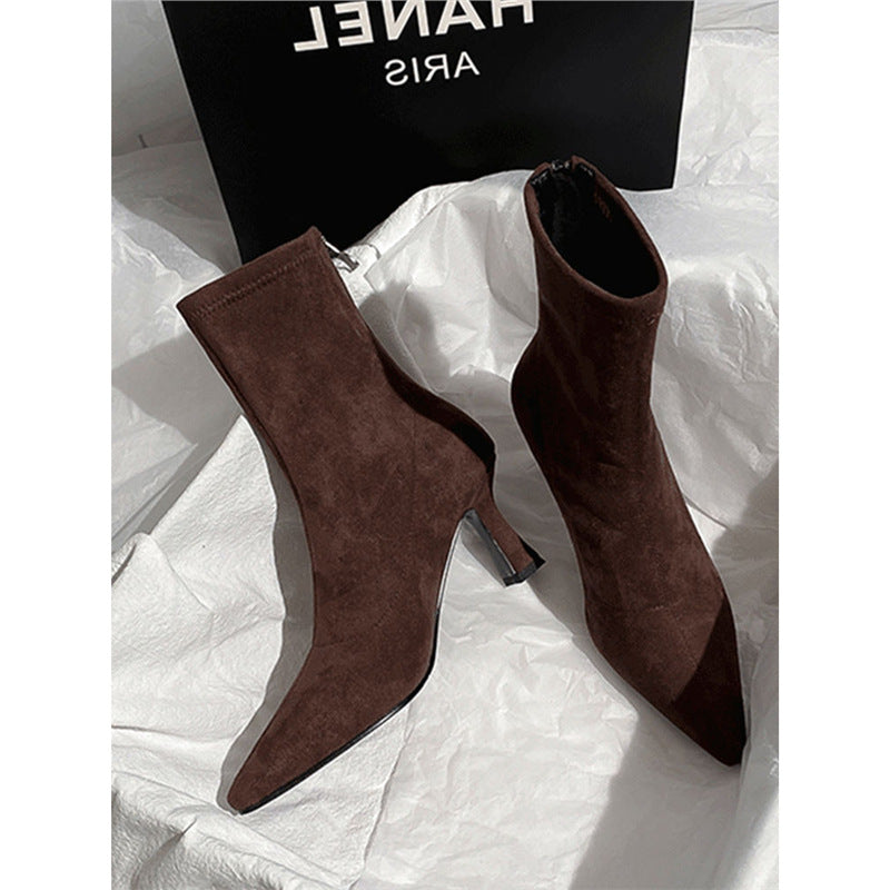 Damen spitz zulaufende Ankle-Boots aus Veloursleder mit sculpted Heel und schmalem Schaft Drune