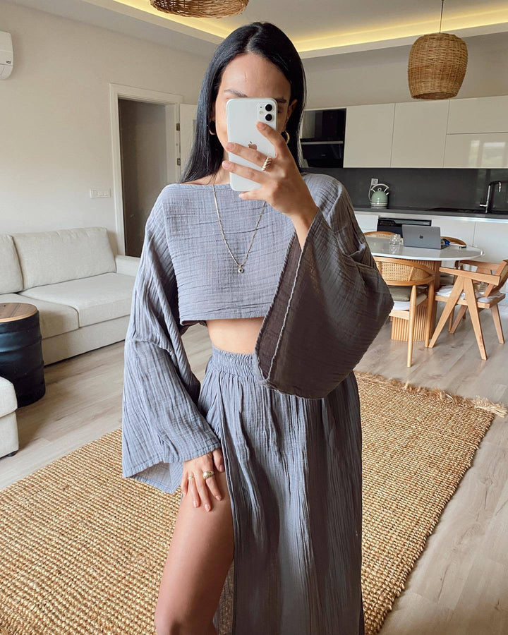 Damen luftiges Set aus cropped Oberteil und hoch geschnittenem Rock Drune