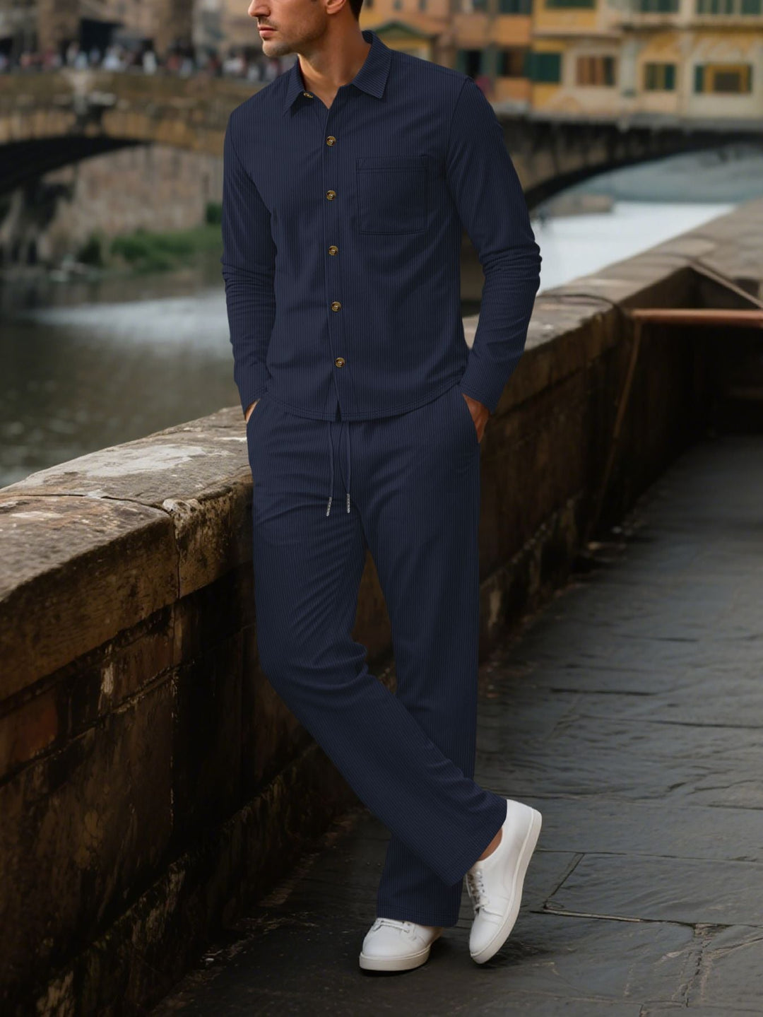 Herren eleganter Freizeitanzug mit strukturierter Oberfläche und praktischen Taschen Drune
