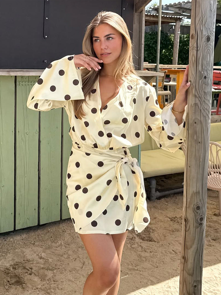 Damen Wickel-Minikleid mit V-Ausschnitt, Glockenärmeln und Polka-Dot-Print Drune