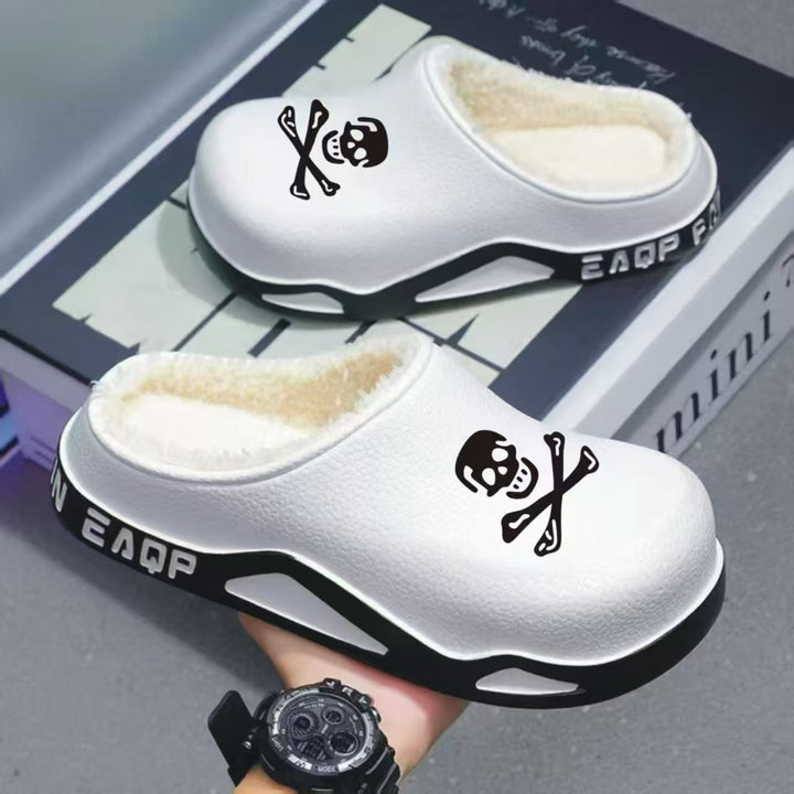 Herren Gefütterte PU-Clogs mit Totenkopfprint und profilierter EVA-Sohle Drune