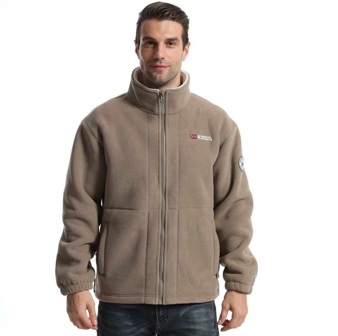 Herren nan Fleecejacke mit Stehkragen, durchgehendem Reißverschluss, zwei Eingrifftaschen und elastischen Bündchen Drune