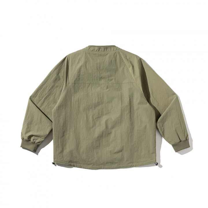 Unisex Kurz geschnittene kastige Overlayer‑Jacke im Utility‑Stil mit aufgesetzten Pattentaschen und Kordelzug Drune
