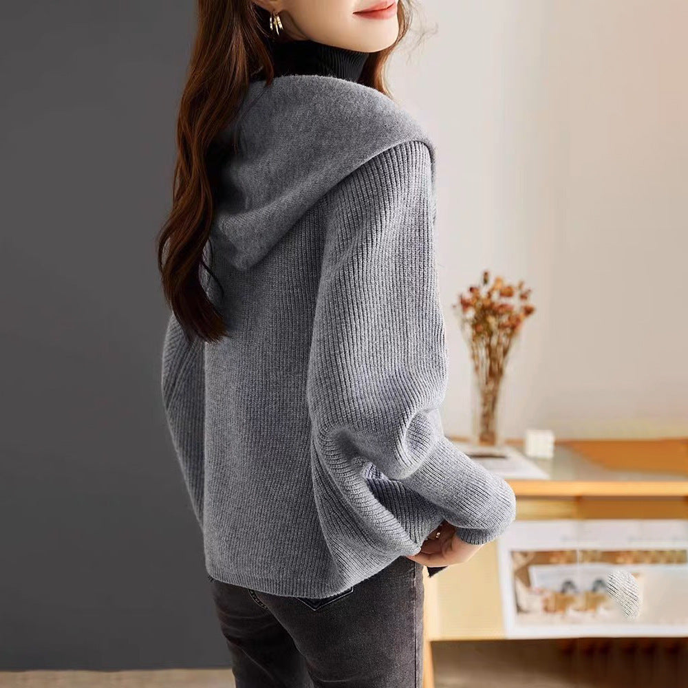 Damen kuschelige Strickjacke mit Kapuze und leicht oversized Schnitt Drune