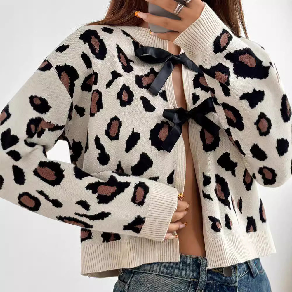 Damen Stilvolle Leopardenstrickjacke mit Bindebändern Drune