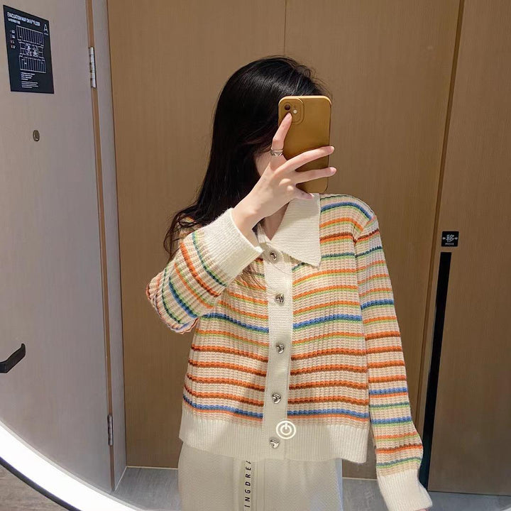 Damen gestreifte Strickjacke mit modischem Kragen und glanzvollen Knöpfen Drune