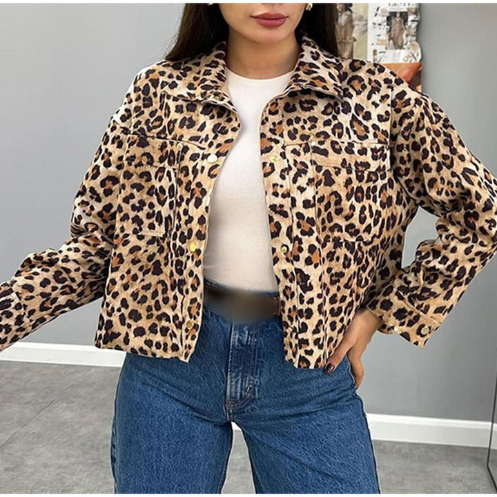 Damen modische Jacke im Leo-Design Drune