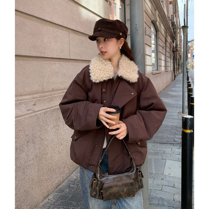 Damen Oversize-Kurzjacke mit Teddykragen und Pattentaschen Drune