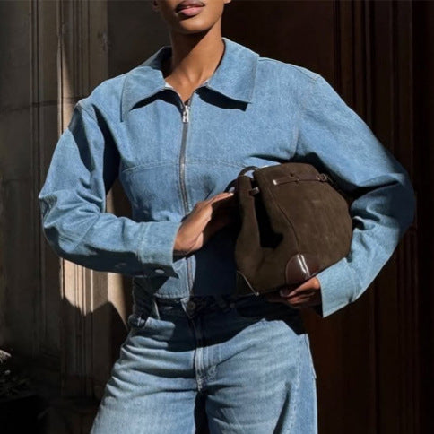 Damen Kurz geschnittene Jeansjacke mit Reißverschluss und definierter Schulterlinie Drune