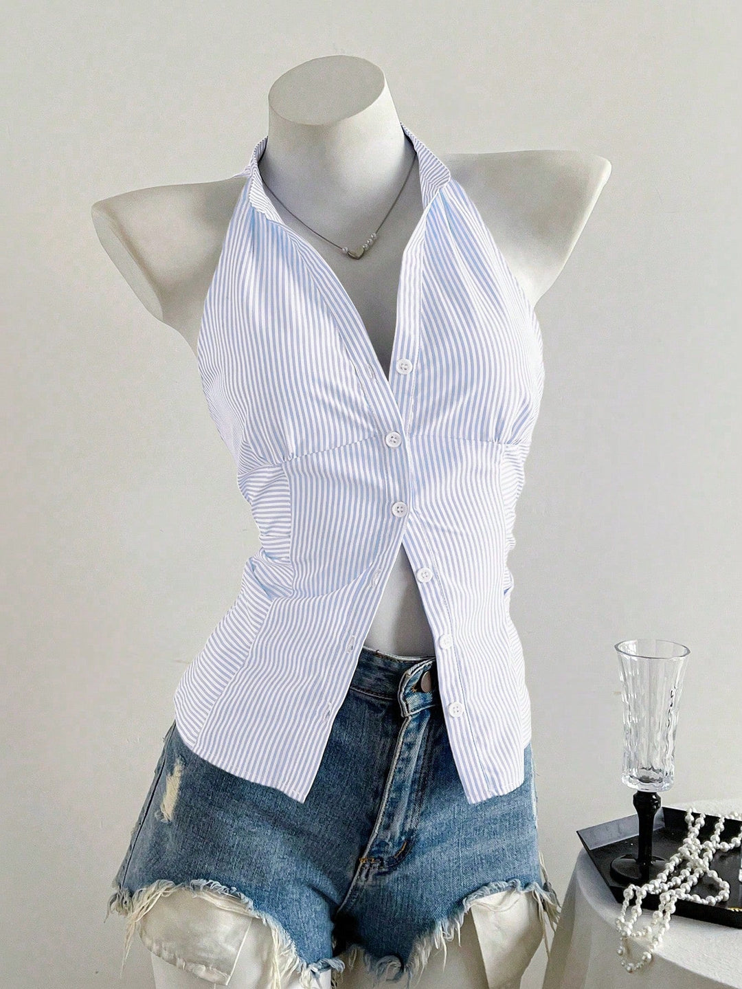 Damen Haltertop mit elegantem Streifenmuster Drune