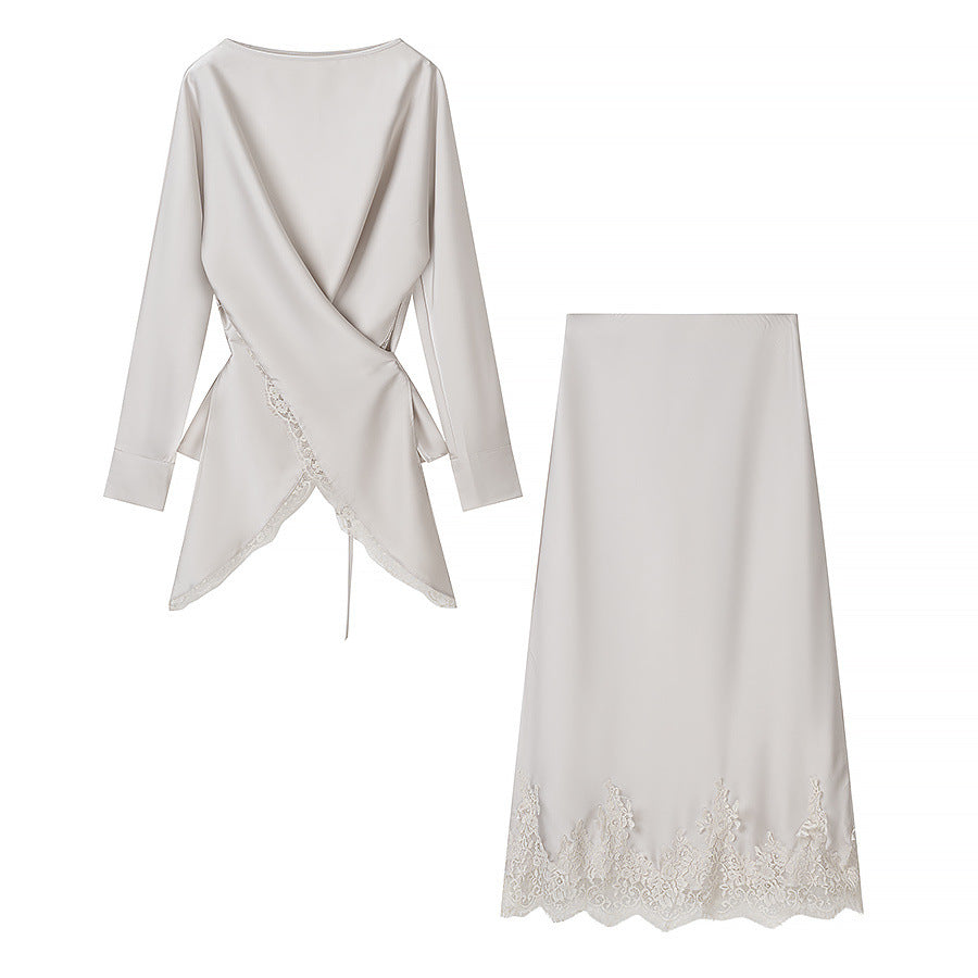 Damen Zweiteiliges Satin-Set mit Wickelbluse und Midirock mit Spitzenbesatz Drune