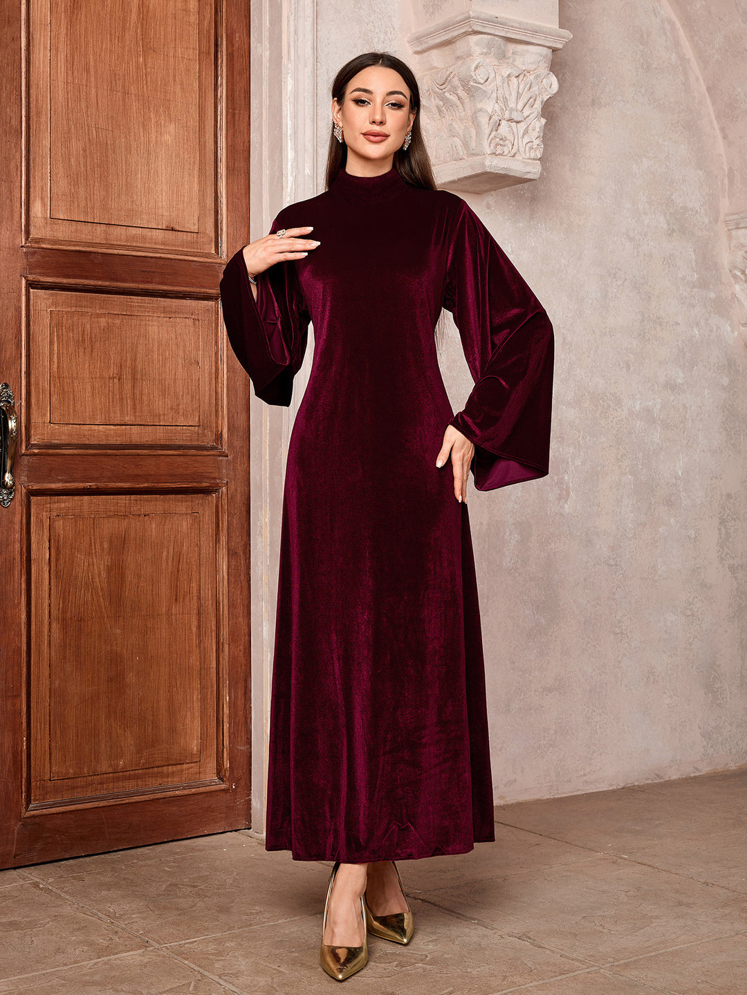 Damen Maxikleid aus Samt mit Stehkragen und Glockenärmeln Drune