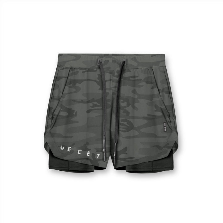 Drune | Doppellagige Shorts mit Tasche