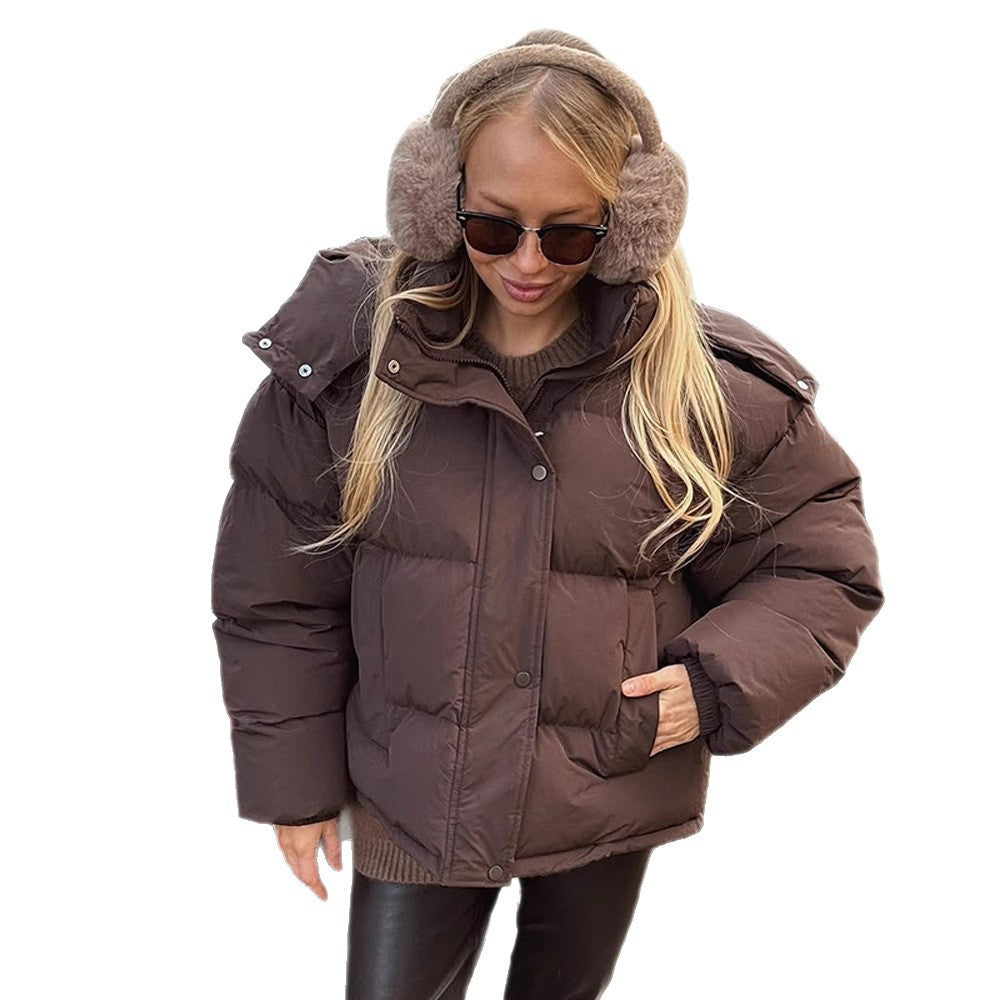 Damen Kurz geschnittene Oversize-Steppjacke mit hohem Stehkragen und verdeckter Druckknopfleiste Drune