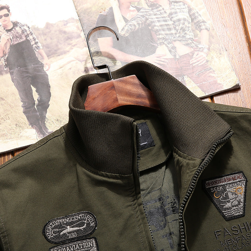 Herren Field-Bomberjacke aus robustem Canvas mit Aufnäher-Details und Ärmelpattentasche Drune
