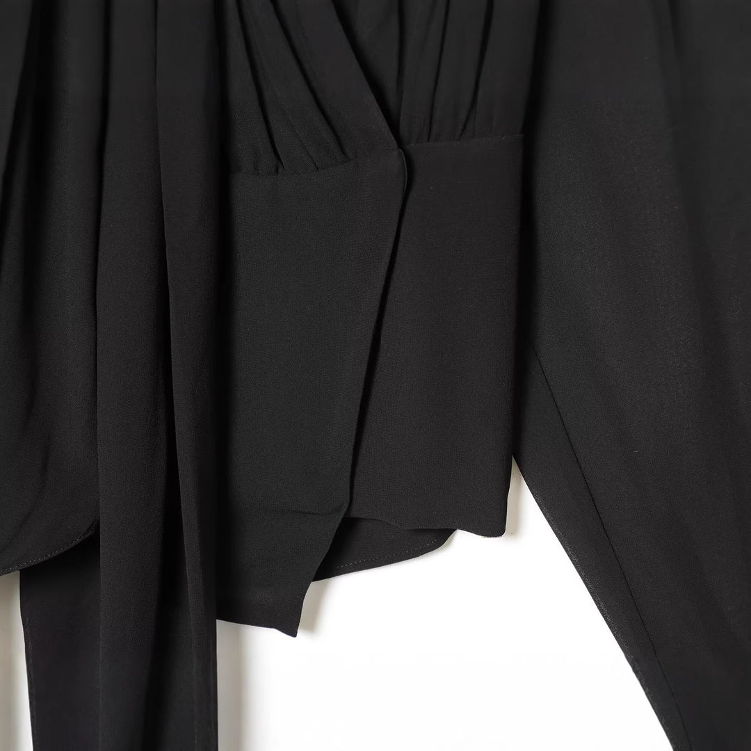 Damen Bindebluse mit Plissee-Details und Schluppe Drune