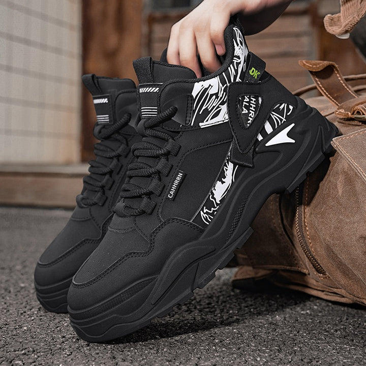 Herren robuste Outdoor-Chunky-Sneaker mit wattierter Knöchelmanschette, verblockter Plateau-Sohle und dekorativem Overlay-Detail Drune
