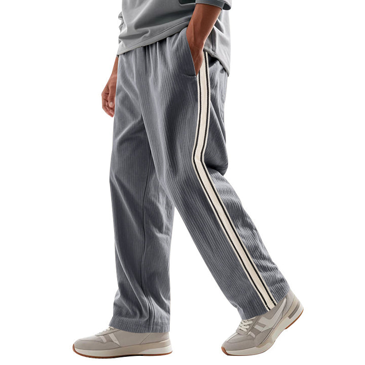 Herren Komfortable Sporthose mit seitlichen Streifen Drune
