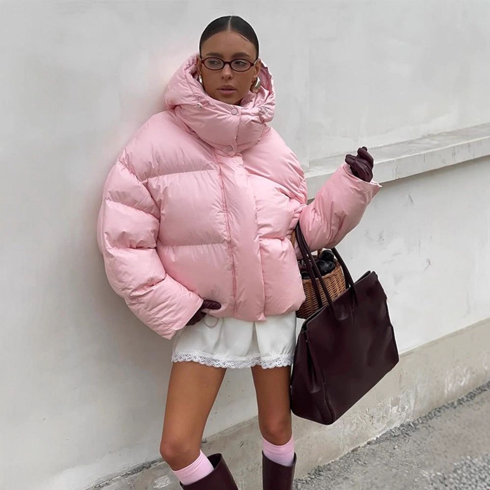 Damen kurze oversized Stepp-Daunenjacke mit Kapuze und hohem Stehkragen Drune