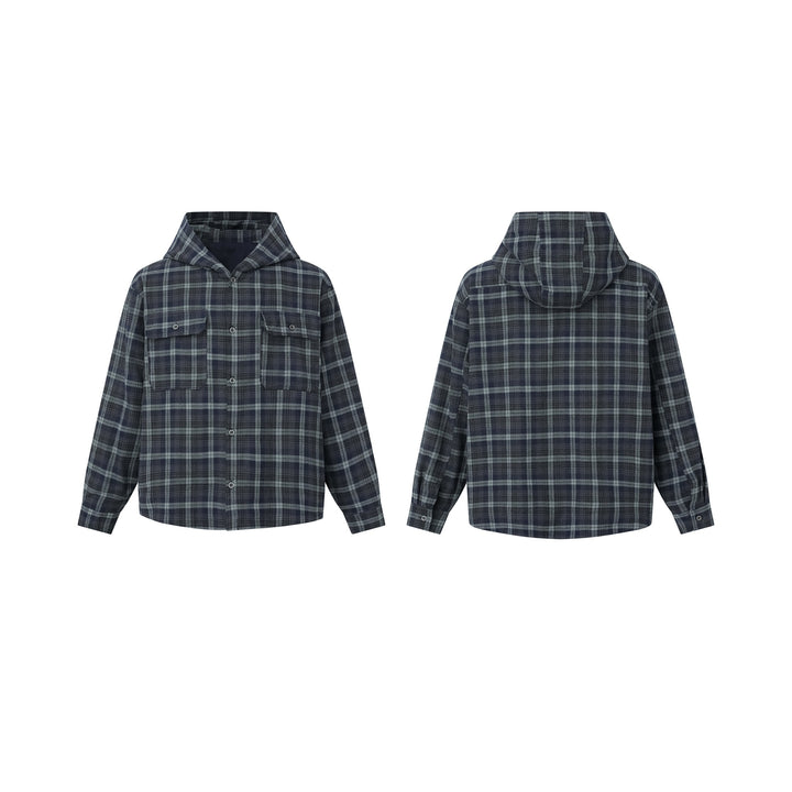 Herren Karo-Overshirt mit Kapuze, wattierter Hemdjacke und aufgesetzten Pattentaschen Drune