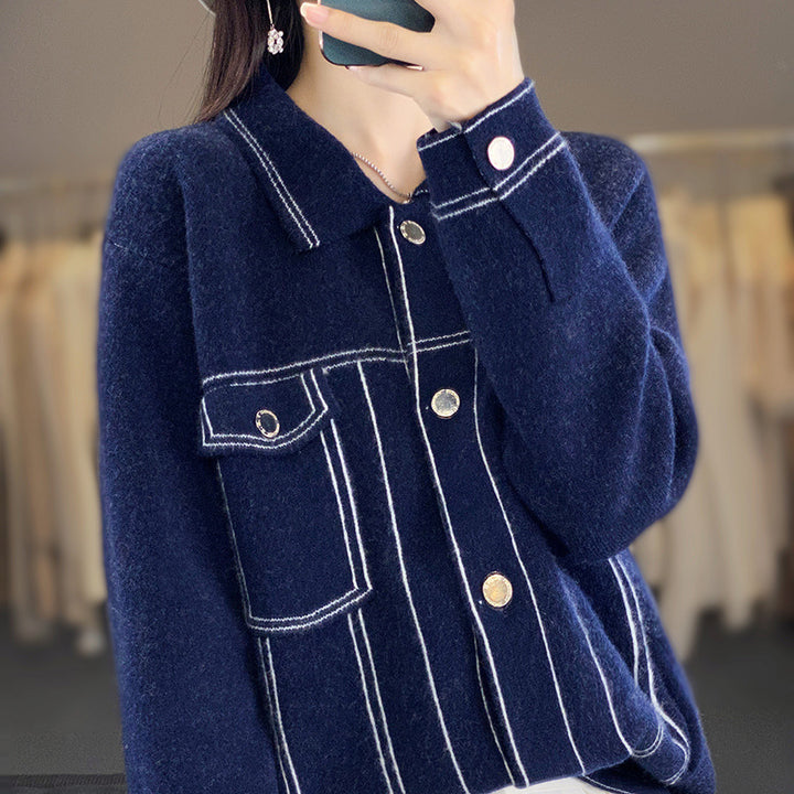 Damen Oversize-Strickjacke im Jeansjacken‑Look mit kontrastierenden Nahtdetails und Brusttasche Drune