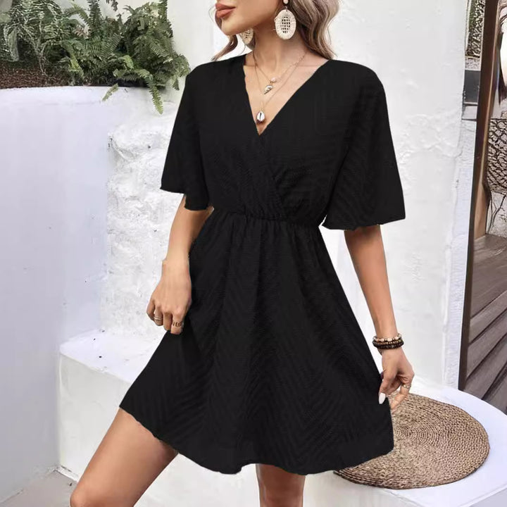 Damen Wickelkleid mit V-Ausschnitt und schwingendem Rock Drune