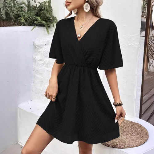 Damen Wickelkleid mit V-Ausschnitt und schwingendem Rock Drune
