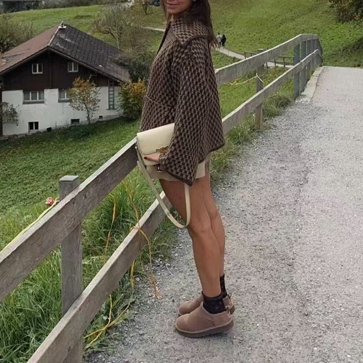 Damen Kurzjacke im Bouclé‑Waffelmuster mit großem Umlegekragen Drune