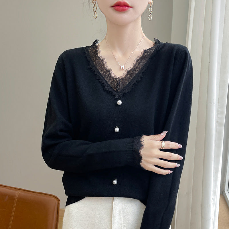 Damen Zarter V-Ausschnitt-Feinstrickcardigan mit floraler Spitzenkante und Perlenverzierung Drune