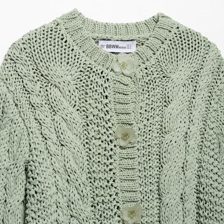 Damen Strickjacke mit Zopfmuster und Knopfdetails Drune