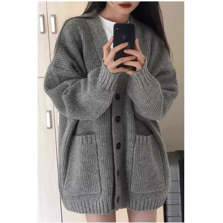 Damen Oversize Strickcardigan mit aufgesetzten Taschen und durchgehender Knopfleiste Drune