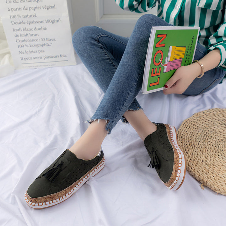 Damen nan perforierter Slip-On Sneaker mit Quasten, Kork-Plateau und dekorativer Handnaht Drune