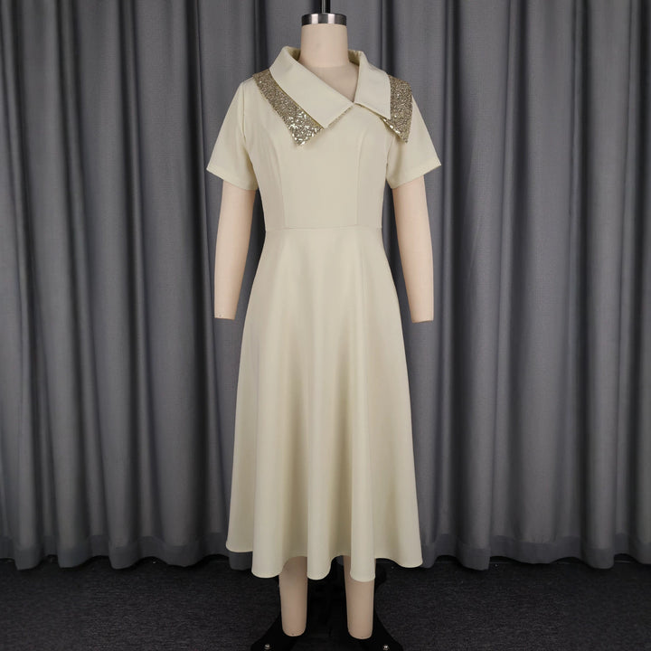 Damen Elegantes Kleid mit glamourösem Paillettenkragen Drune