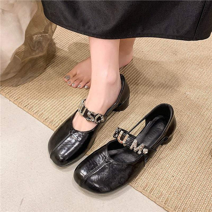 Damen Mary-Jane-Ballerinas mit dekorativem Schmuckriemen, gerundetem Zehenbereich und niedrigem Blockabsatz Drune
