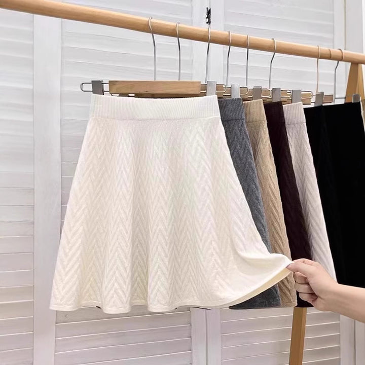 Damen Plissierter Strickrock mit Zopfmuster Drune