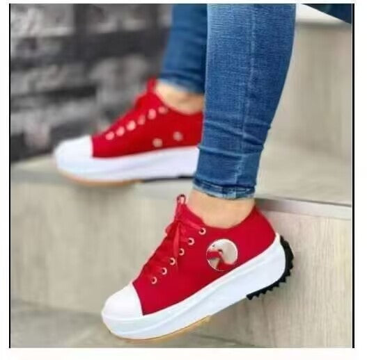 Damen Plateau-Canvas-Sneaker mit verstärkter Zehenkappe, profilierter Gummisohle und gepolstertem Schaft Drune