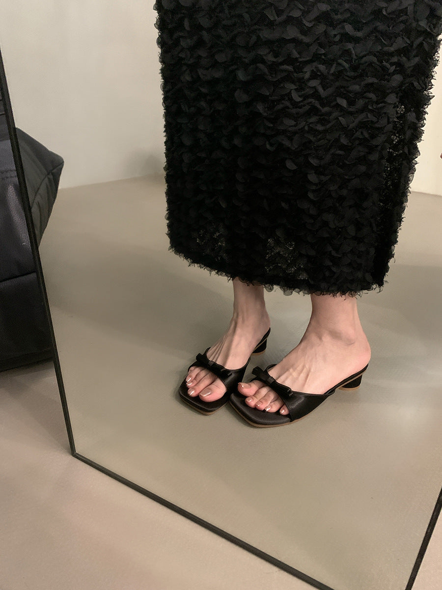 Damen Mules mit elegantem Schleifenakzent und komfortablem Blockabsatz Drune