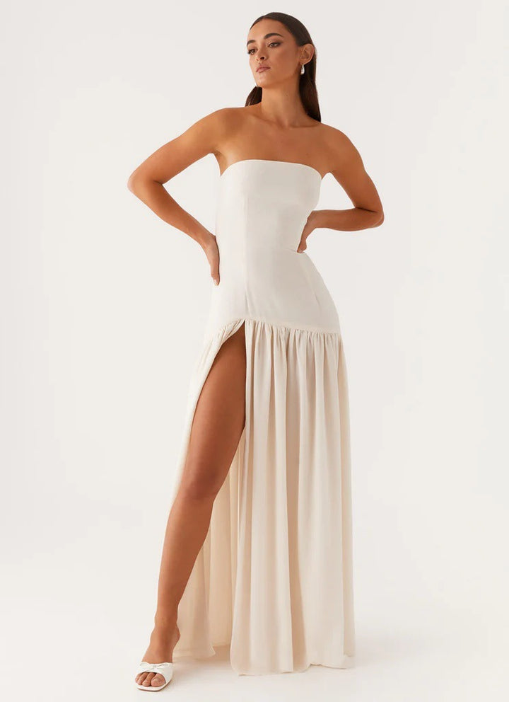 Damen Charmantes schulterfreies Maxikleid mit hohem Schlitz und fließendem Faltenrock Drune