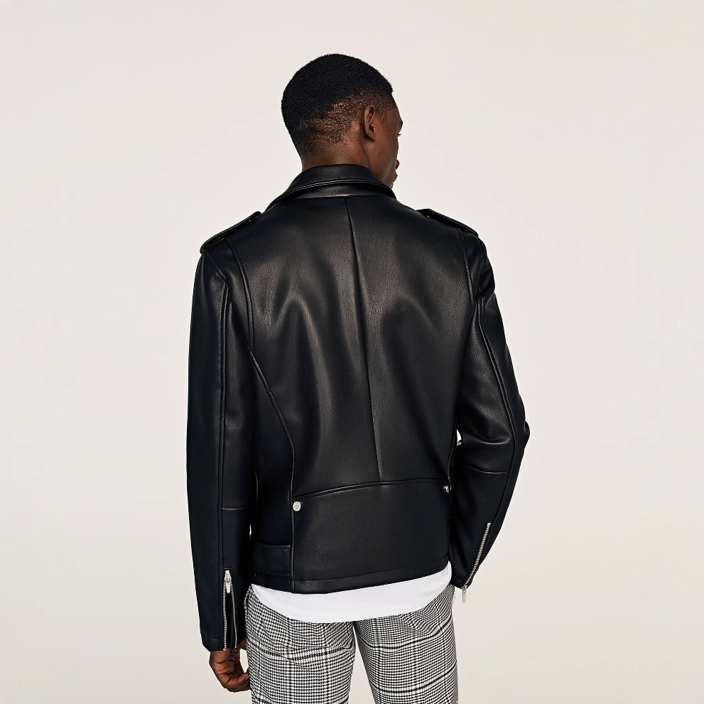 Herren Bikerjacke im Rider‑Stil aus veganer Lederoptik mit asymmetrischem Reißverschluss und Taillengürtel Drune