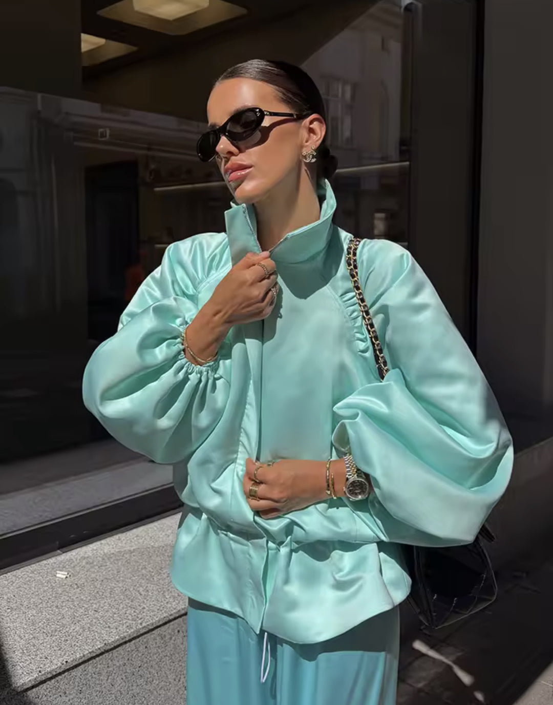 Damen Voluminöse Cropped‑Blousonjacke mit Puffärmeln, Tunnelzugtaillierung und Stehkragen Drune