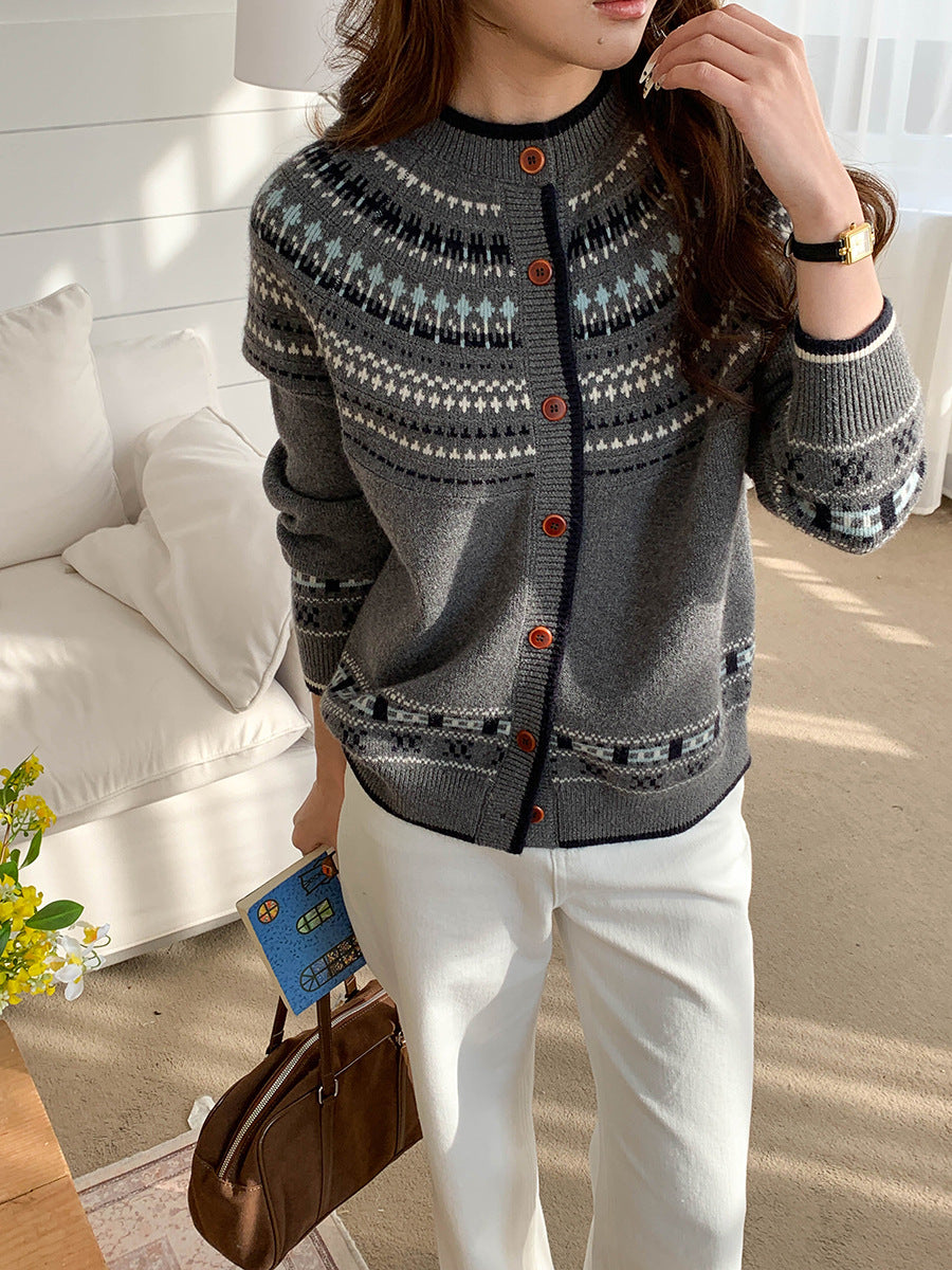Damen stilvolle Strickjacke mit traditionellem Muster Drune