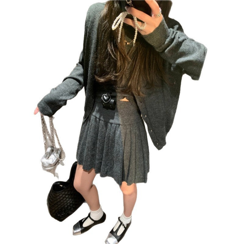 Damen Kurzärmeliges Strickkleid mit Faltenrock und Rundhalsausschnitt Drune