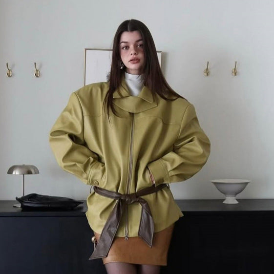 Damen Boxy-Kunstlederjacke mit hohem Stehkragen, Frontzip und Taillenschärpe Drune
